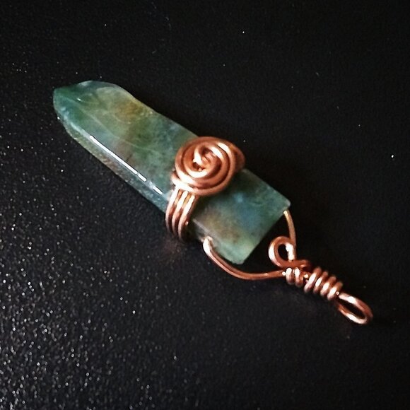 🍂🍁🍃 3/$25! Green Natural Agate Bar Pendant. Minimalist Copper Wire Wrap Bail - Picture 4 of 8